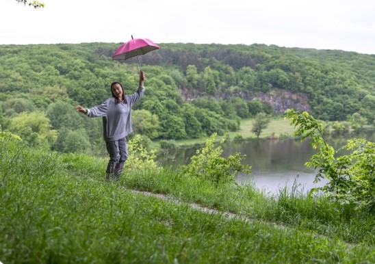 Rainy Days in Lamahatta? Here’s Why The Oak Retreat Is the Perfect Escape
